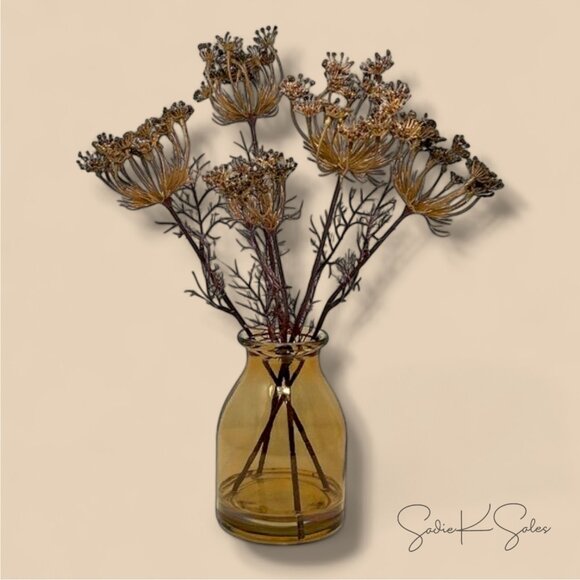 17" Faux Queen Anne's Lace Wildflower - Hearth & Hand Magnolia, Target Fall 2024 - Picture 4 of 4